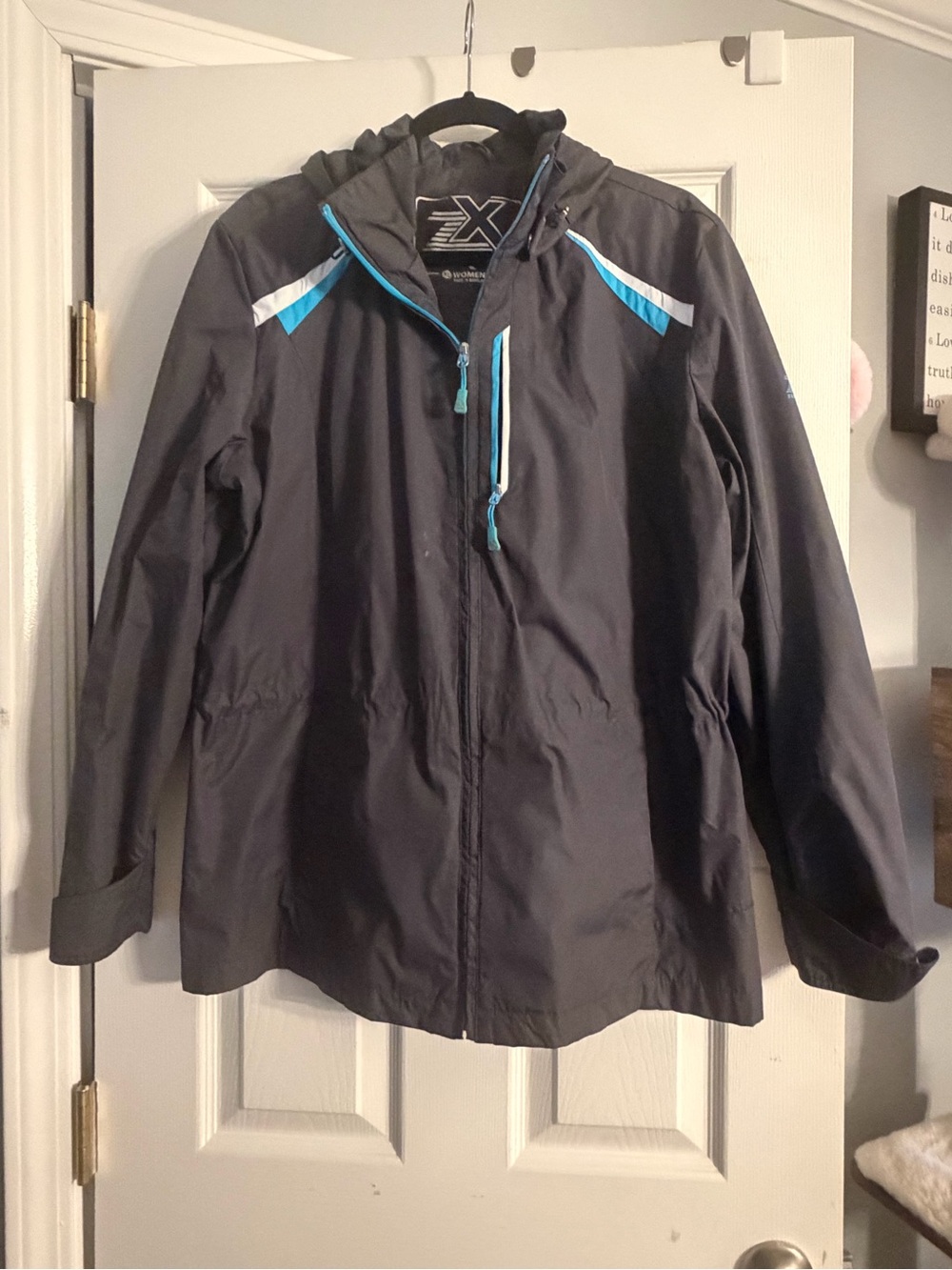 ZeroXposur Women’s XL Black Hooded Lightweight Rain Jacket Blue Trim
